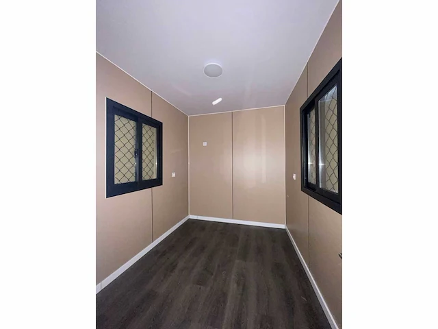 Containerwoning / container unit 40 ft hq / 12 m tiny house enkele woning met apparte slaapkamer - afbeelding 9 van  25
