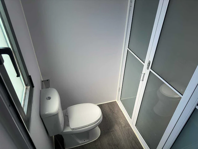Containerwoning / container unit 40 ft hq / 12 m tiny house enkele woning - afbeelding 21 van  35