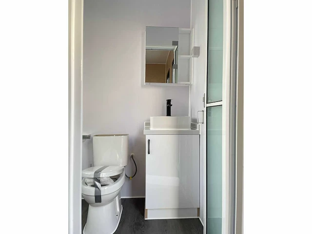 Containerwoning / container unit 40 ft hq / 12 m tiny house trio woning - afbeelding 5 van  45