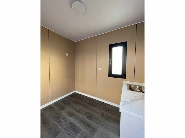 Containerwoning / container unit 40 ft hq / 12 m tiny house trio woning - afbeelding 14 van  45