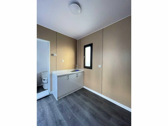Containerwoning / container unit 40 ft hq / 12 m tiny house trio woning - afbeelding 20 van  45