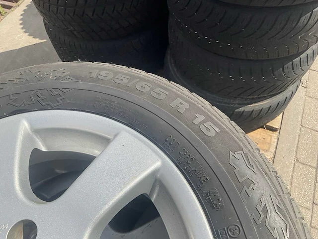 Continental autoband met cms velg 195/65 r15 (4x) - afbeelding 8 van  9