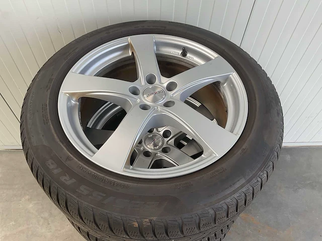 Continental/ pirelli wintercontact/ sottozero3 winterbanden 5x 150 - afbeelding 2 van  3