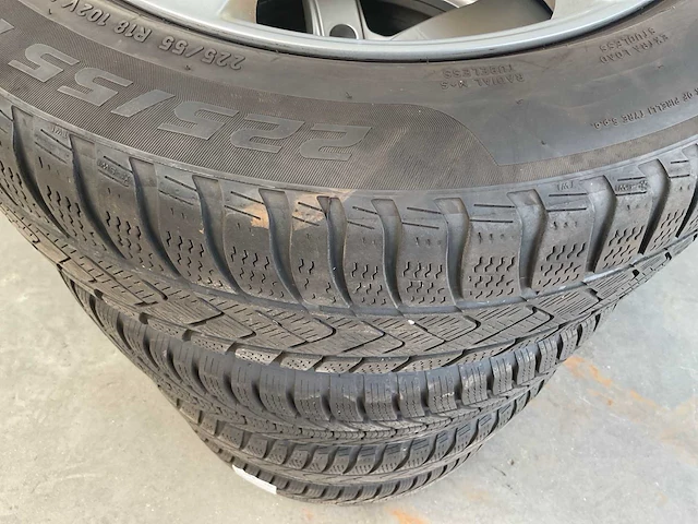 Continental/ pirelli wintercontact/ sottozero3 winterbanden 5x 150 - afbeelding 3 van  3