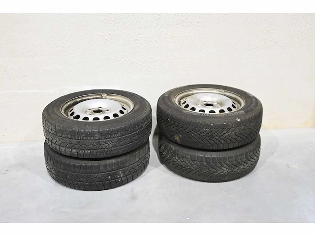 Continental / tigar - contiwinter - autoband - afbeelding 1 van  3