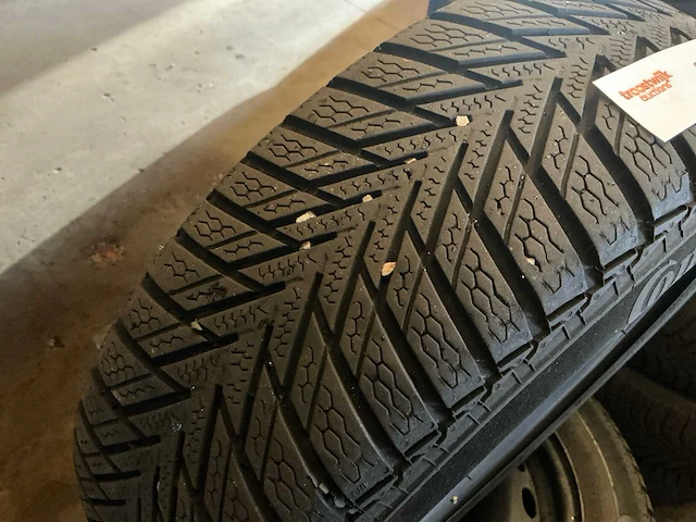 Continental winterband op velg 175/65r14 (4x) - afbeelding 3 van  5
