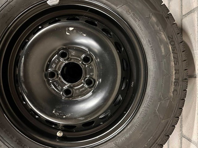 Contintal - 205/75 16c - autobanden - afbeelding 4 van  4