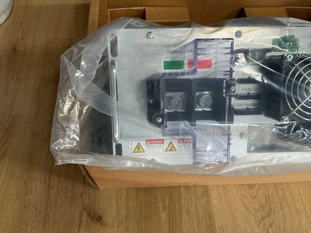 Controller - afbeelding 6 van  7