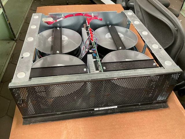 Cooling fan tray - afbeelding 2 van  5