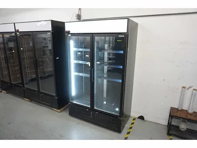 Coolpoint - dgdc 1000 h ral 9005 - koelkast - afbeelding 1 van  7