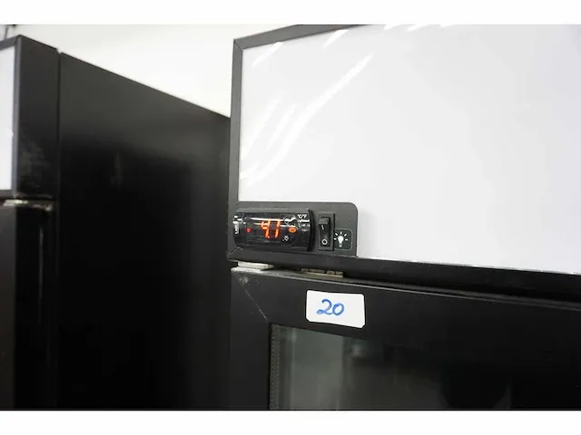 Coolpoint - dgdc 1000 h ral 9005 - koelkast - afbeelding 5 van  7