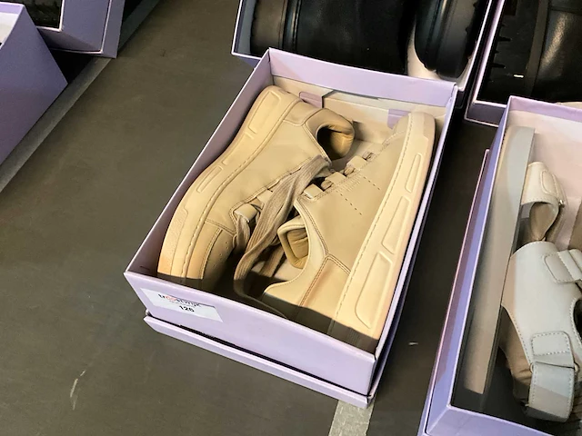 Copenhagen studios damesschoenen (maat 41) (2x) - afbeelding 7 van  8