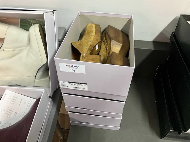 Copenhagen studios suède honey damesschoenen (3x) - afbeelding 1 van  2