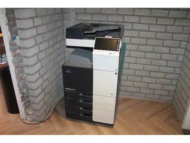 Copier konica minolta bizzhub c224 met vier lades a3 en a4. - afbeelding 1 van  3