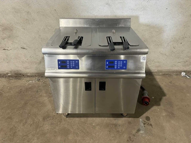 Coreca - umpi0203_d - dubbele friteuse - afbeelding 2 van  7