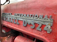 Cormick international farmall d-324 minitractor - afbeelding 10 van  18