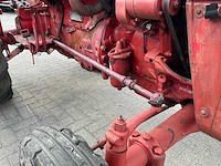 Cormick international farmall d-324 minitractor - afbeelding 16 van  18