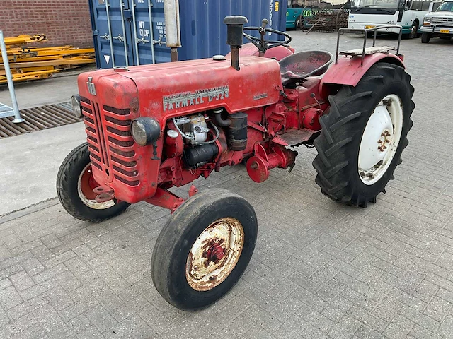 Cormick international farmall d-324 minitractor - afbeelding 2 van  18