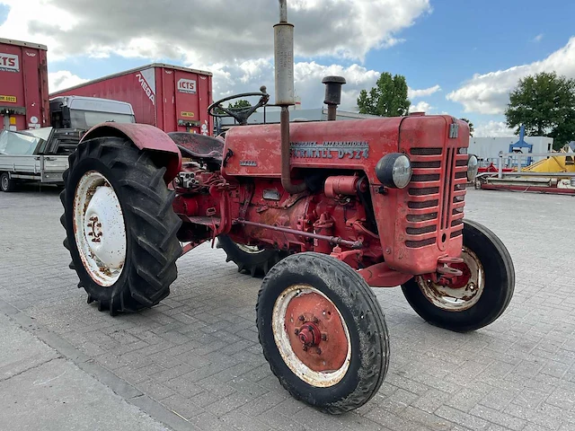 Cormick international farmall d-324 minitractor - afbeelding 3 van  18