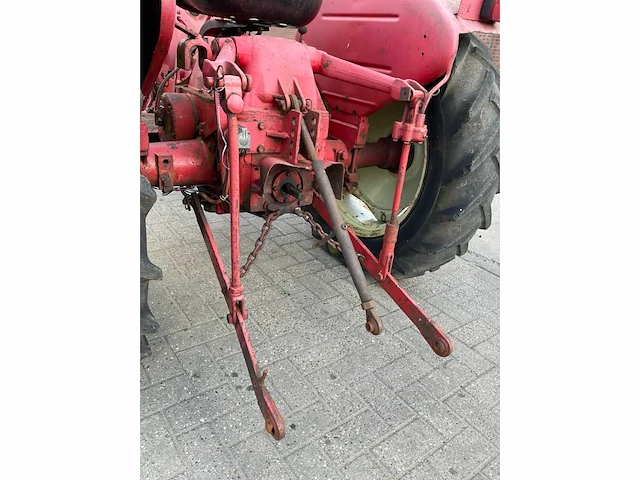 Cormick international farmall d-324 minitractor - afbeelding 6 van  18