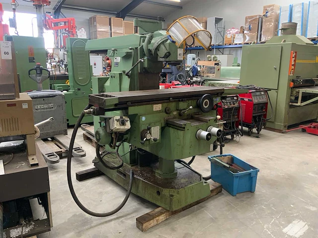 Correa f3-ue freesmachine - afbeelding 1 van  10