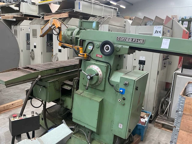 Correa f3-ue freesmachine - afbeelding 6 van  16