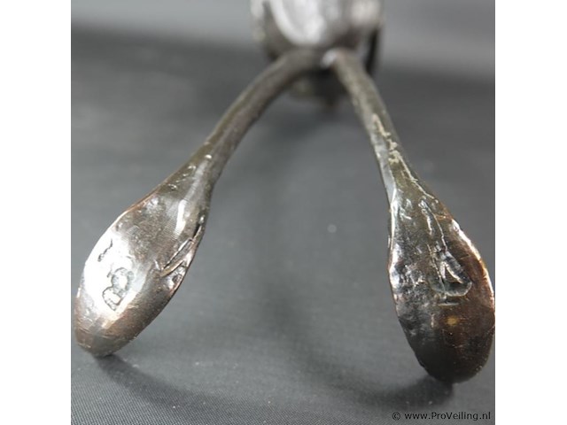 Corry ammerlaan bronzen beeld - afbeelding 5 van  5