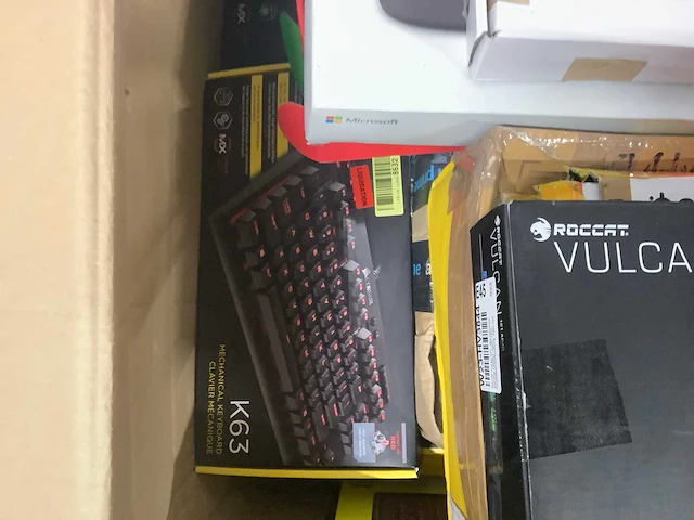 Corsair / logitech / razer - computer & gaming accessoires - 18 items - afbeelding 3 van  5