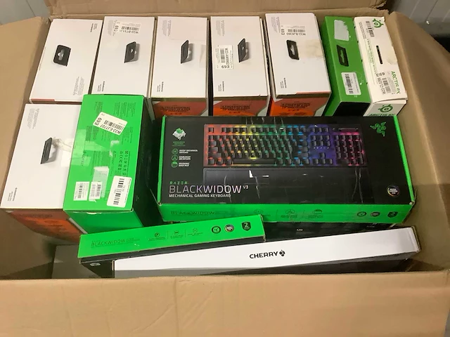 Corsair / steelseries / razer - computer & gaming accessoires - 30 items - afbeelding 2 van  4