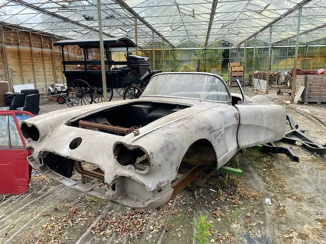 Corvette - c1 - c1 cabriolet convertible - oldtimer - 1960 - afbeelding 12 van  34