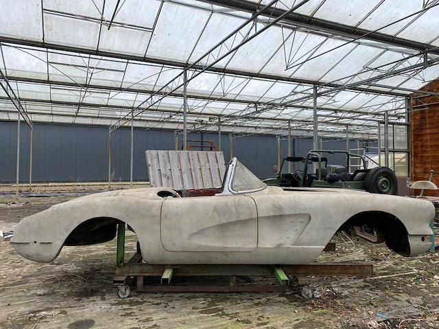 Corvette - c1 - c1 cabriolet convertible - oldtimer - 1960 - afbeelding 29 van  34