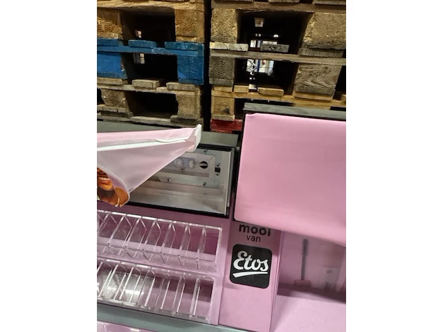 Cosmetica display, etos - afbeelding 8 van  9