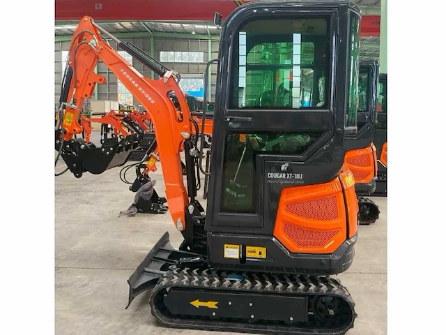 Cougar - 2025 - xt-18u - minigraafmachine met kubota motor d902 - afbeelding 1 van  13