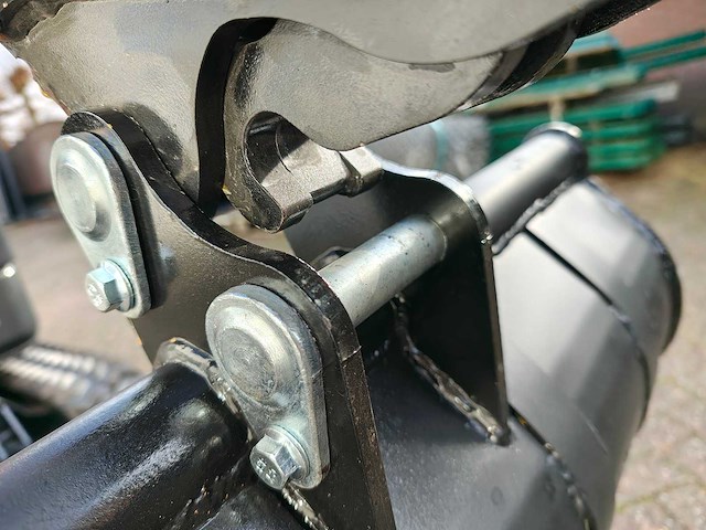 Cougar - 2025 - xt-18u - minigraafmachine met kubota motor d902 - afbeelding 8 van  45