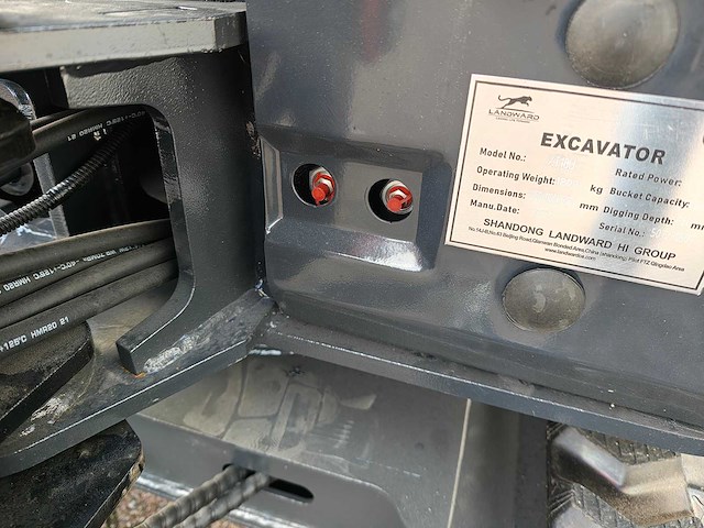 Cougar - 2025 - xt-18u - minigraafmachine met kubota motor d902 - afbeelding 38 van  45