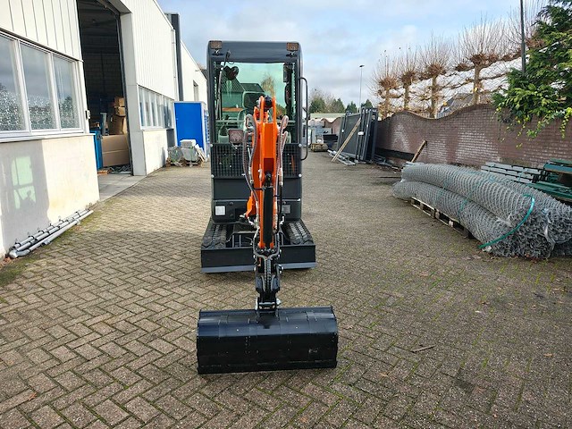 Cougar - 2025 - xt-18u - minigraafmachine met kubota motor d902 - afbeelding 45 van  45