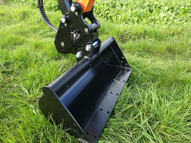 Cougar - 2025 - xt-18u - minigraafmachine met kubota motor d902 - afbeelding 4 van  34