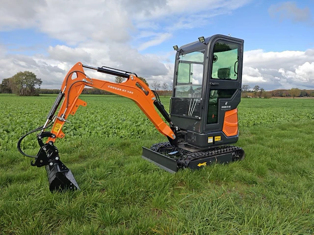 Cougar - 2025 - xt-18u - minigraafmachine met kubota motor d902 - afbeelding 1 van  34