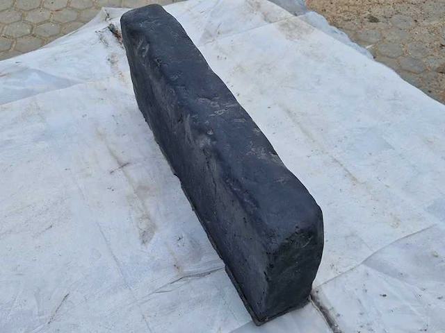 Courtstone boordstenen van beton (ca. 52 stuks) - afbeelding 1 van  3