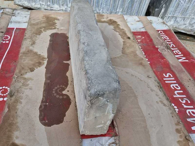 Courtstone boordstenen van beton (ca. 52 stuks) - afbeelding 2 van  3
