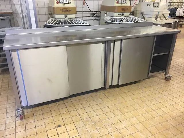 Coveka - mobiele rvs werktafel - afbeelding 2 van  5