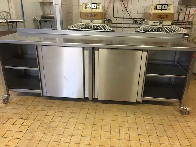 Coveka - mobiele rvs werktafel - afbeelding 4 van  5