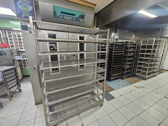 Coveka kampen - 9-delige rvs afkoelwagen - afbeelding 1 van  4