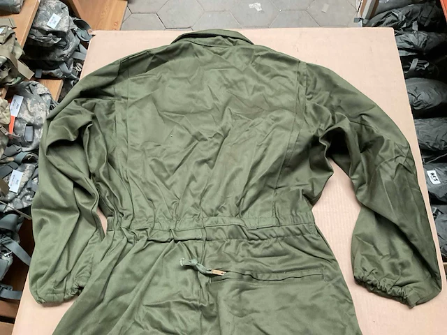 Coverall - afbeelding 5 van  5