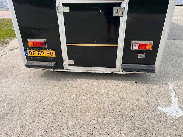 Coxx - viskar/foodtruck - van - afbeelding 24 van  56
