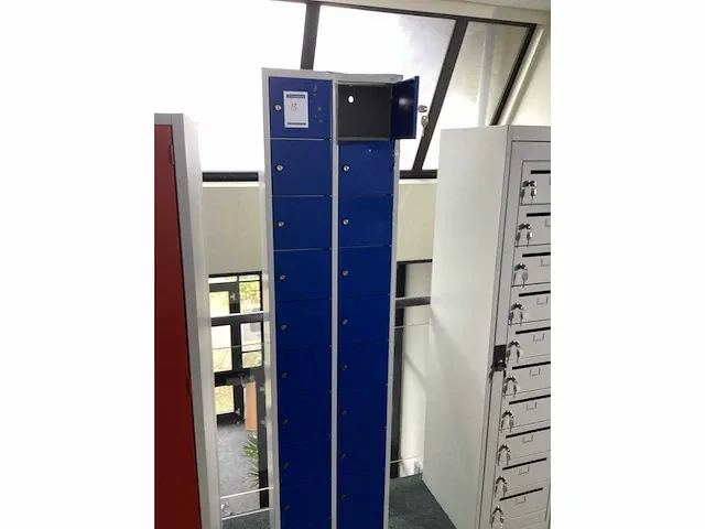 Cp 20 vaks lockerkast - afbeelding 4 van  11