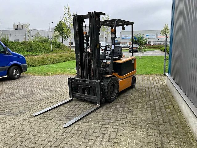 Cpd30hf vorkheftruck - afbeelding 9 van  16