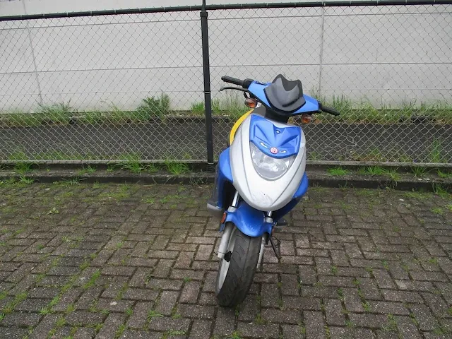 Cpi oliver city (alleen bedoeld voor onderdelen) - bromscooter - 2 tact - scooter - afbeelding 3 van  9