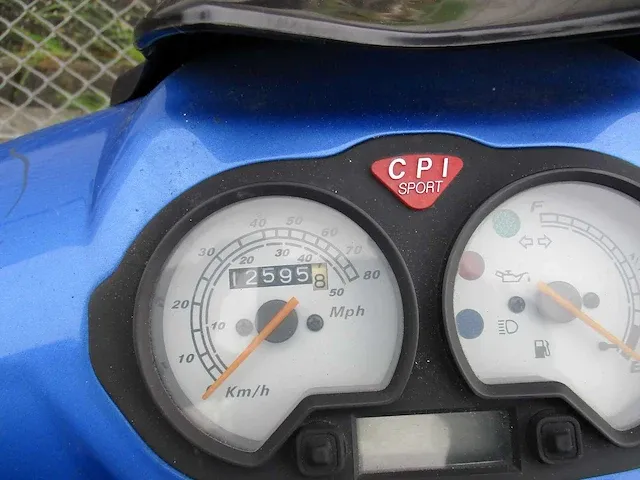 Cpi oliver city (alleen bedoeld voor onderdelen) - bromscooter - 2 tact - scooter - afbeelding 9 van  9