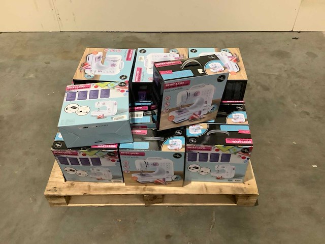 Crafts & co - naaimachine (20x) - afbeelding 4 van  5